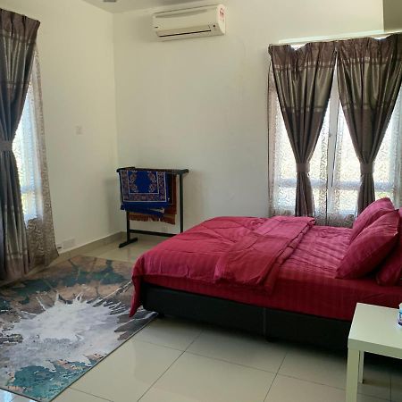 Kb Wakaf Che Yeh Apartment コタバル エクステリア 写真